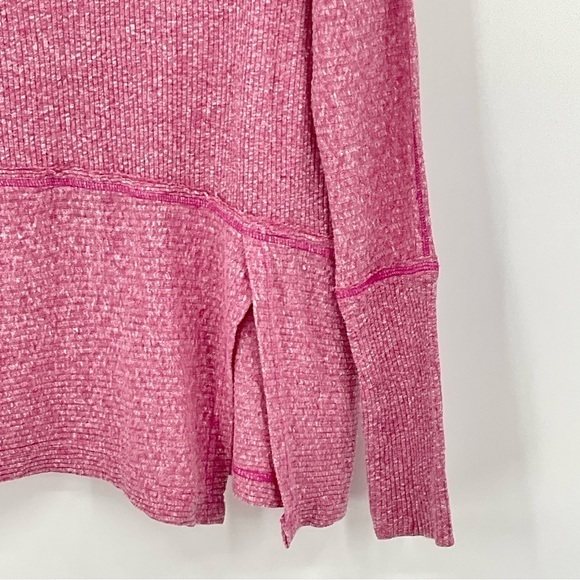 We The Free, Free People Pink Knit Boho‎ Loose Fit Oversized Top Size Medium C5 - Picture 3 of 9